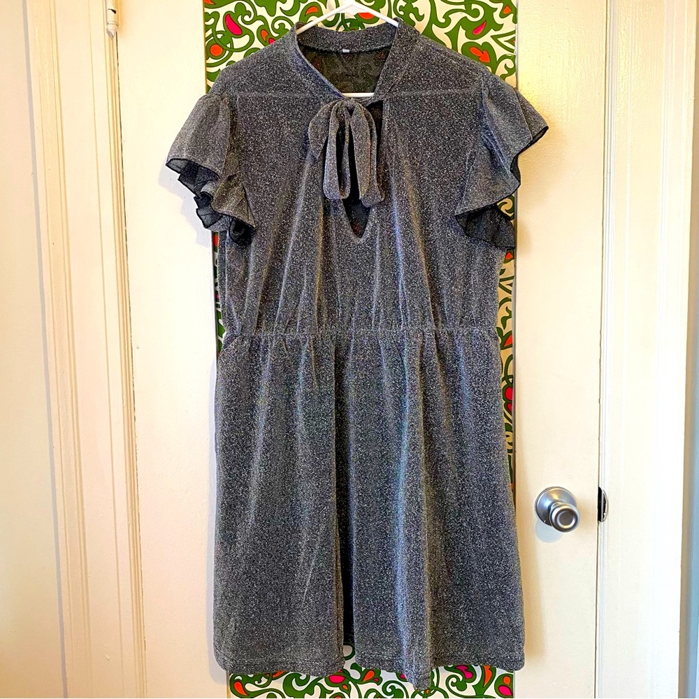 Glam rock & roll metallic glitter party dress with pussy bow, size 2XL.